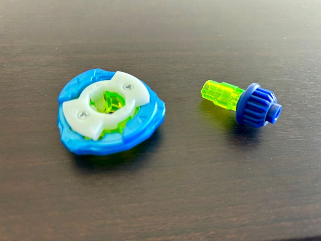 エアロペガサス3-70A ベイブレード