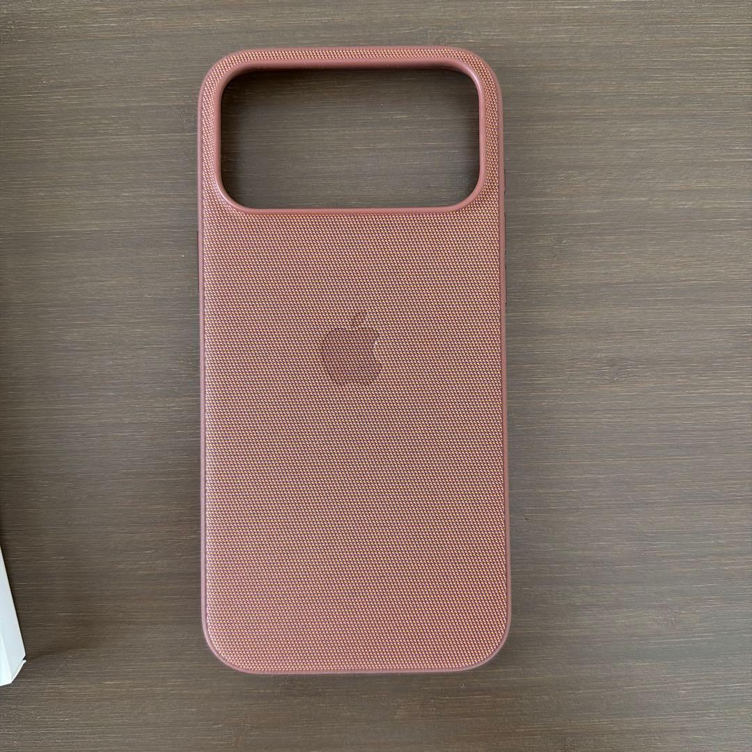 iPhone 17 Pro Max Tech Woven Case シエナ