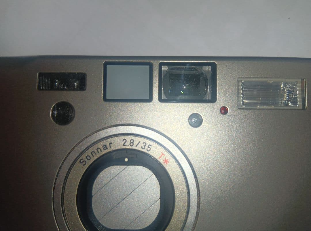 CONTAX T3 コンパクトフィルムカメラ　チタンシルバー