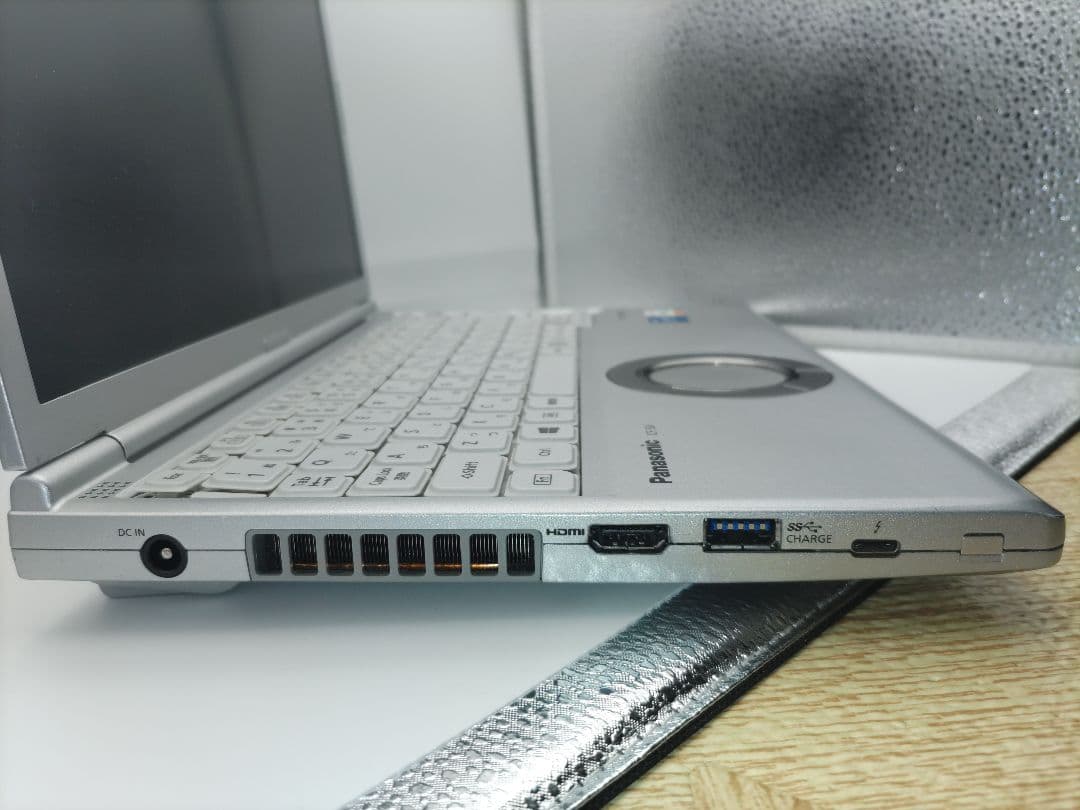 【値引可／SSD4TB／バッテリ劣化無】Let's note CF-SV1