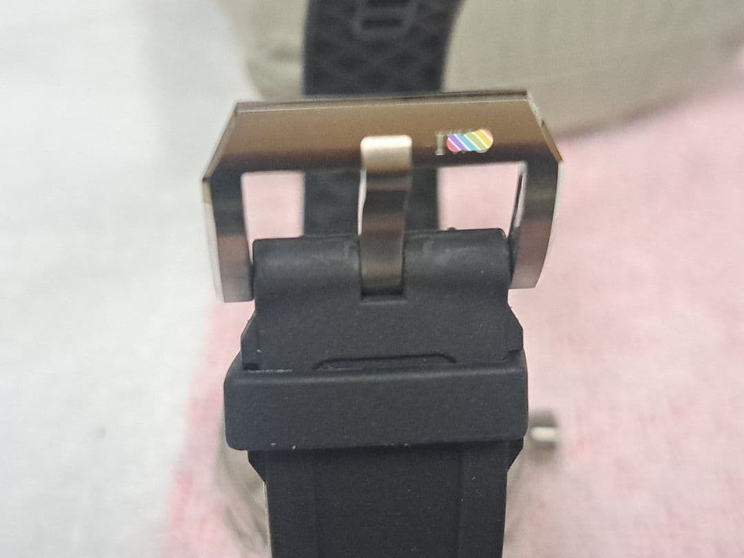 自動巻き腕時計　ラバーベルト