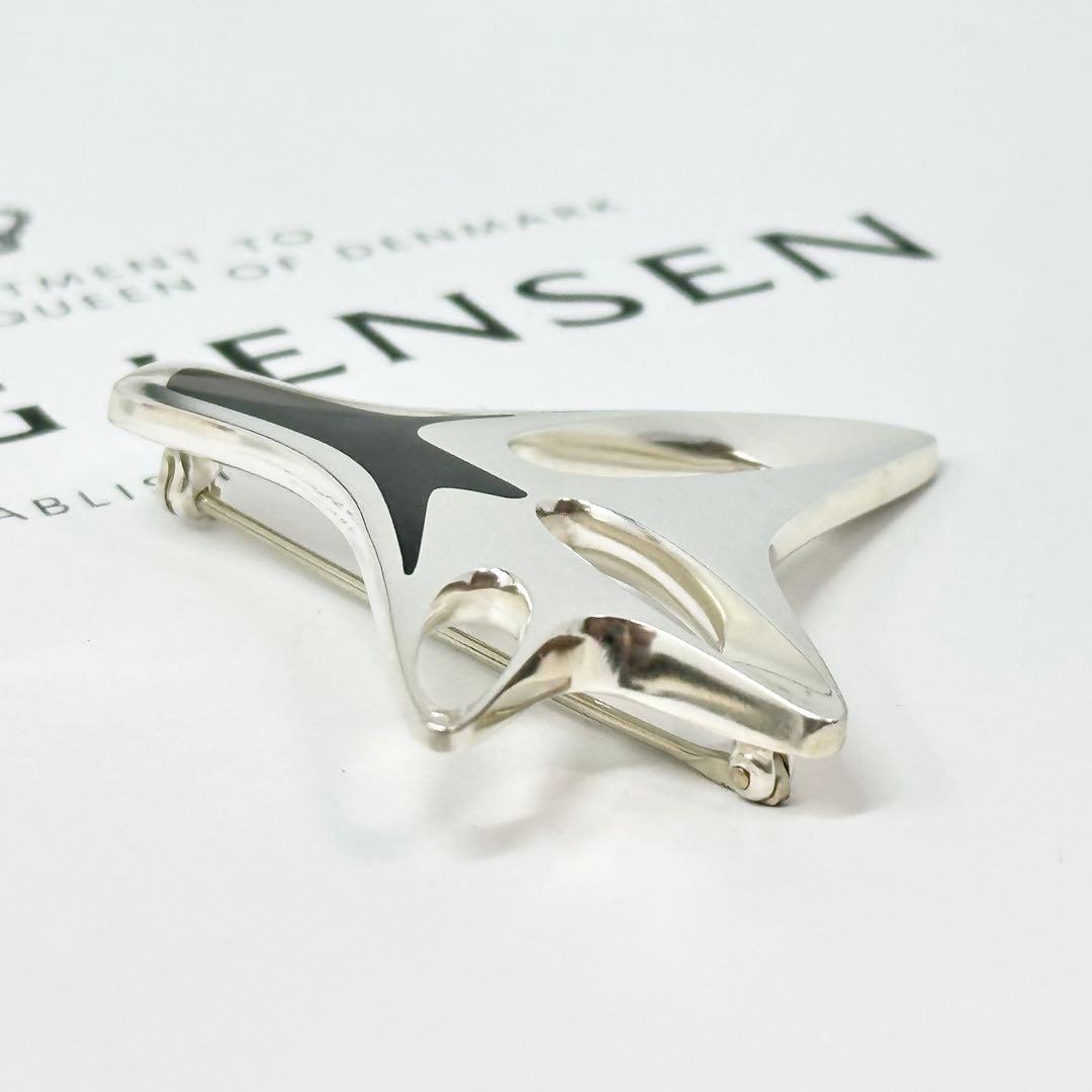   323 エナメル　シルバーブローチ　925S