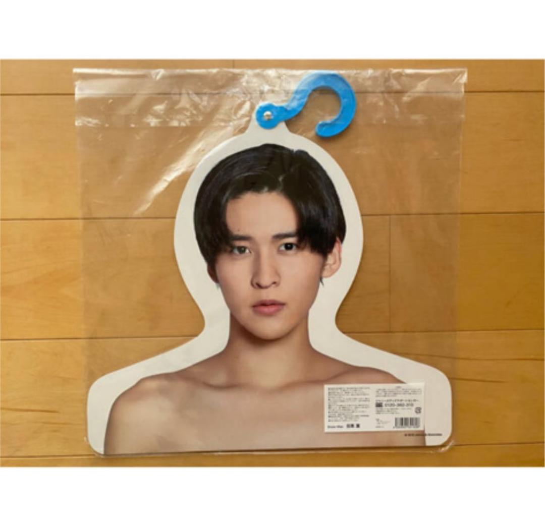 Man 目黒蓮　エロハン　フォトハンガー　アイランドストア