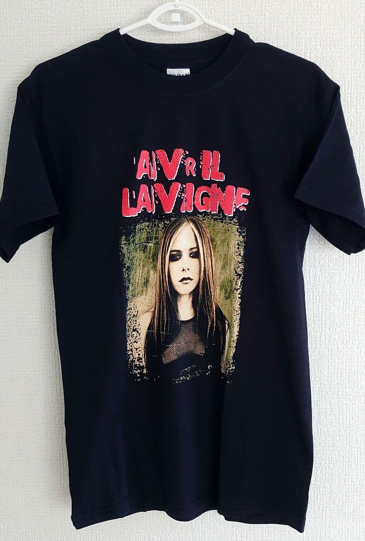 ☆新品未着用☆Avril Lavigne Tシャツ 2005 アヴリルラヴィーン