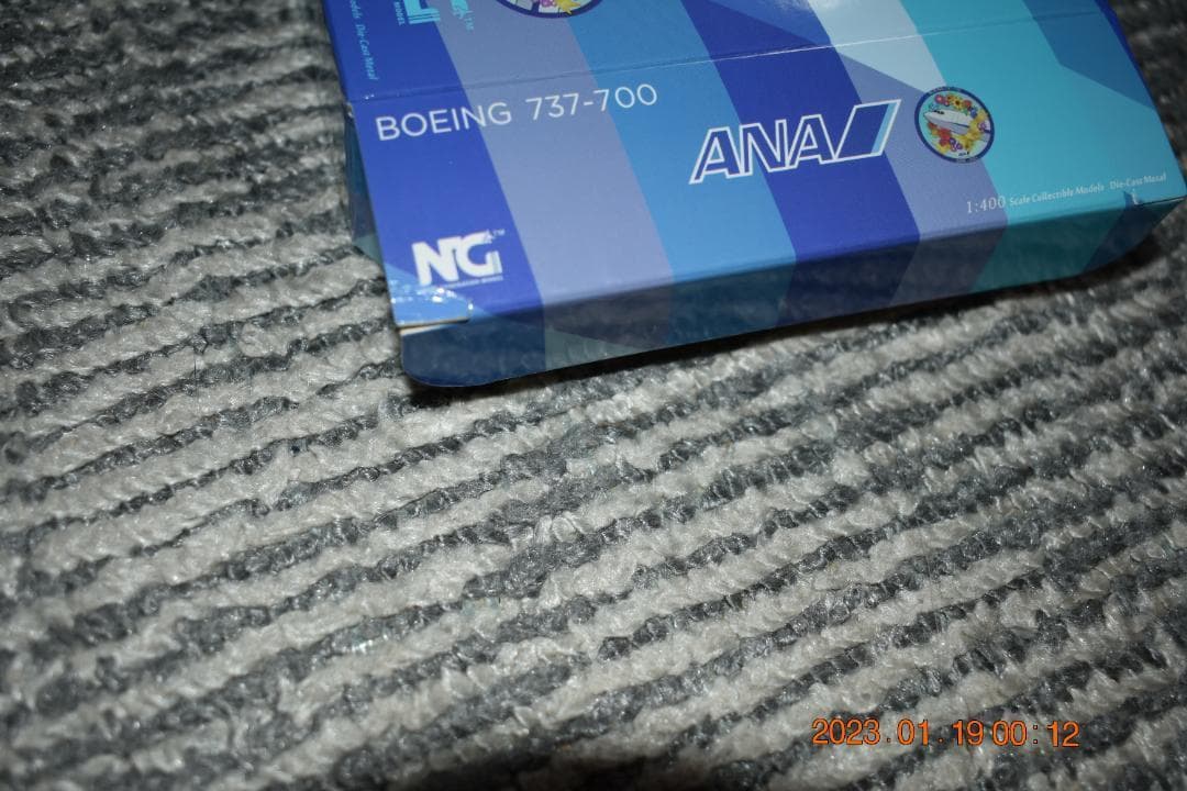 1/400 ANA B737-700 JA06AN 退役ロゴ 赤字処分 着払