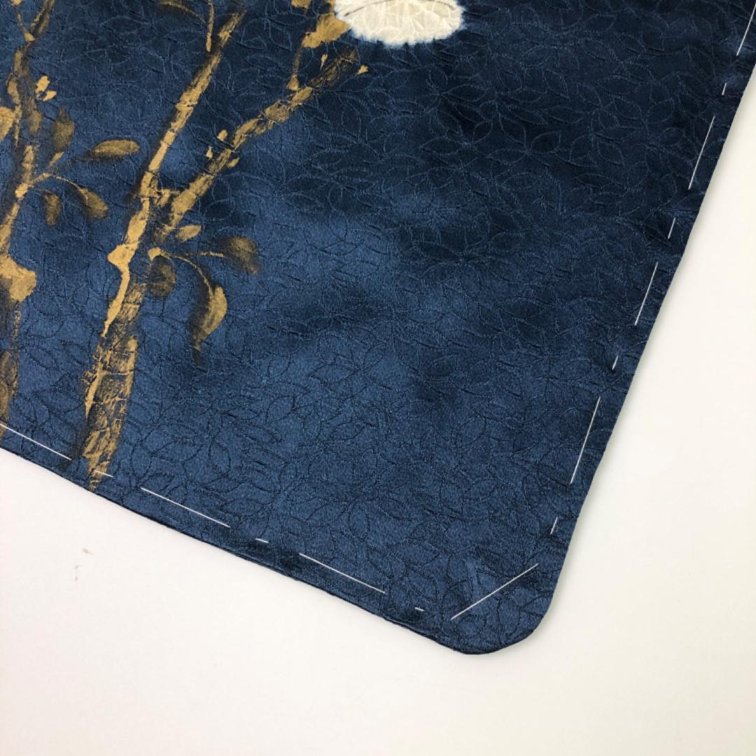 付下げ 白い花模様 絞り 手描き 伯林青色 しつけ糸 K-5046