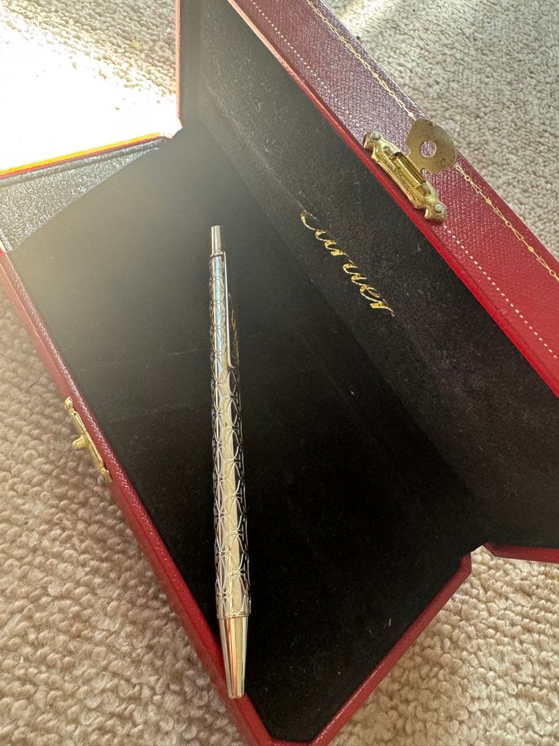 Cartier シルバーボールペン　ドゥカルティエ ツイスト式