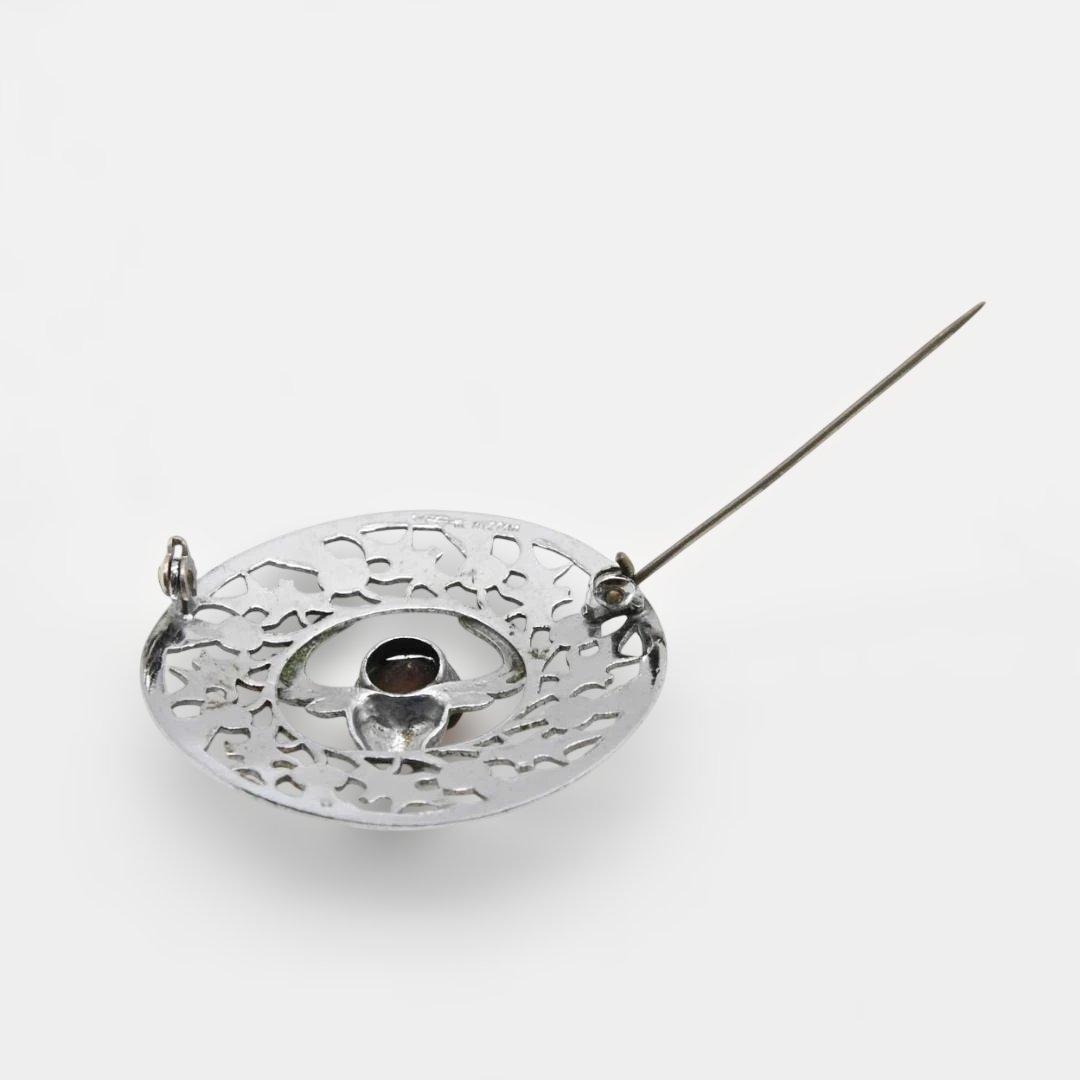 スコットランドのブローチ　鹿、アザミの透かし模様 MIZPAH社　s1702