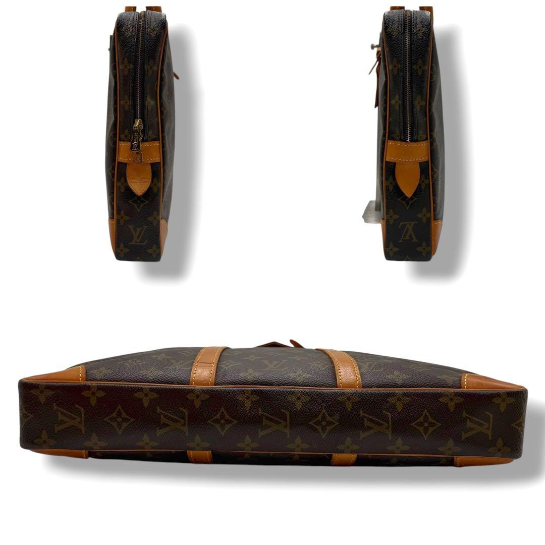 6138 ルイヴィトン モノグラム ポルトドキュマンヴォワヤージュ M40226