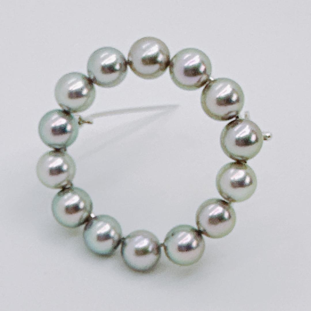 【変わった色のパールブローチ・無料匿名配送】シルバーパールサークルブローチ