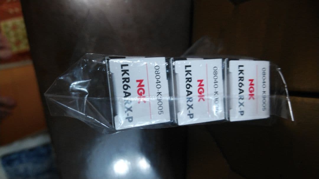 ダイハツ純正、イグニッションコイル　プラグセット