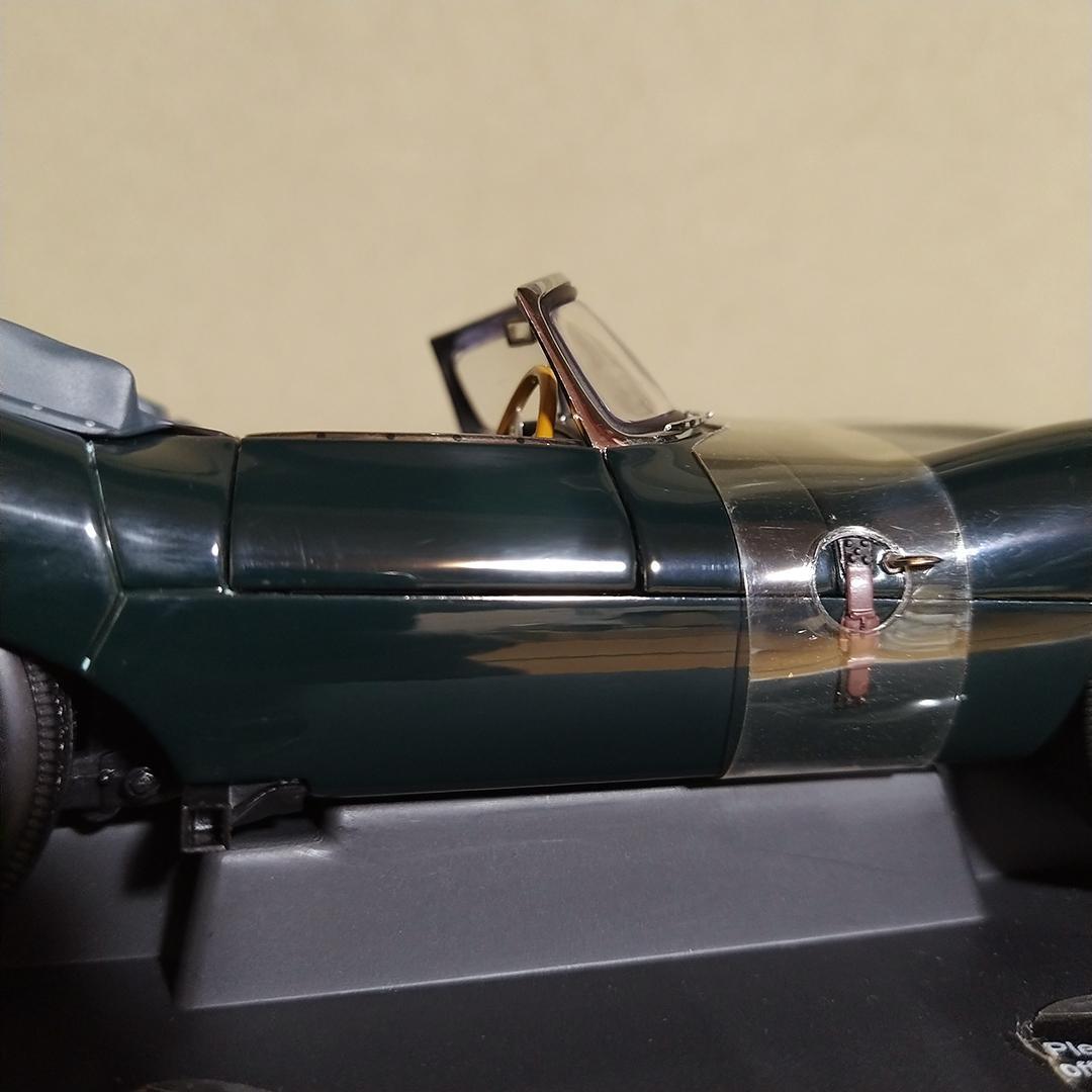 F*N様 オートアート ジャガー XKSS スティーブ・マックイーン