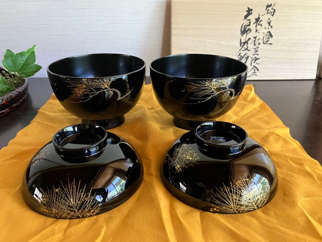 輪島塗　沈金　夫婦吸物椀　夫婦椀　蓋付お椀　お椀　２客　松に松笠