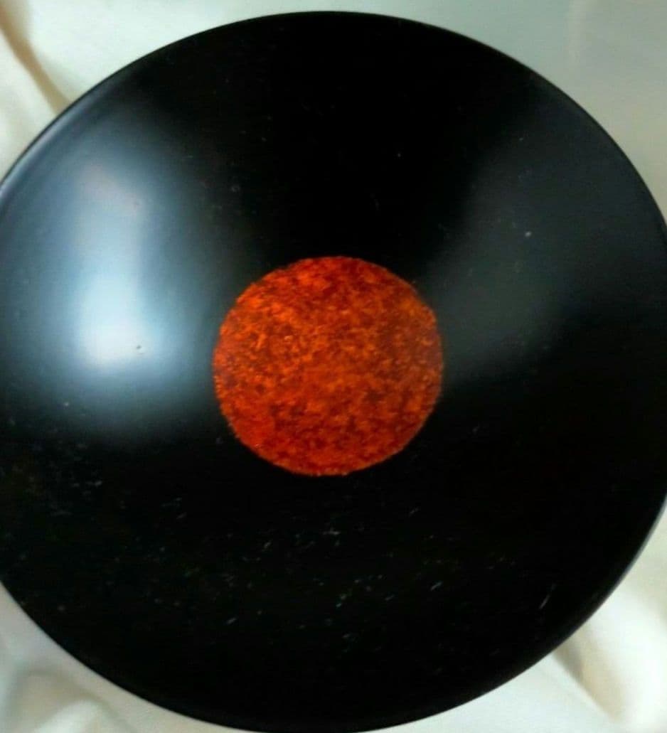 桐箱入り 蒔絵が施された漆器