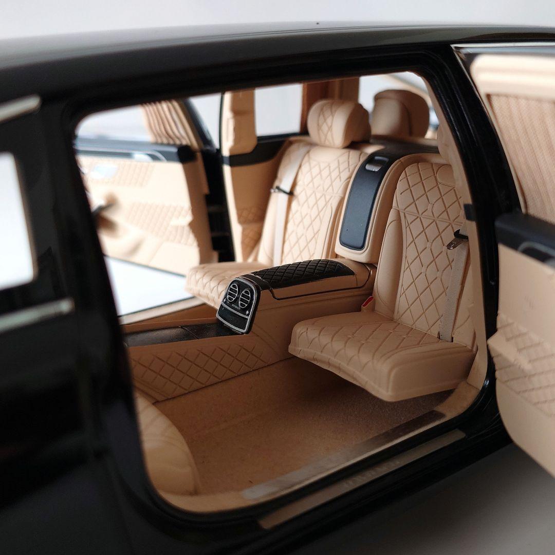 オートアート 1/18 メルセデス・マイバッハ S600 プルマン 希少ブラック