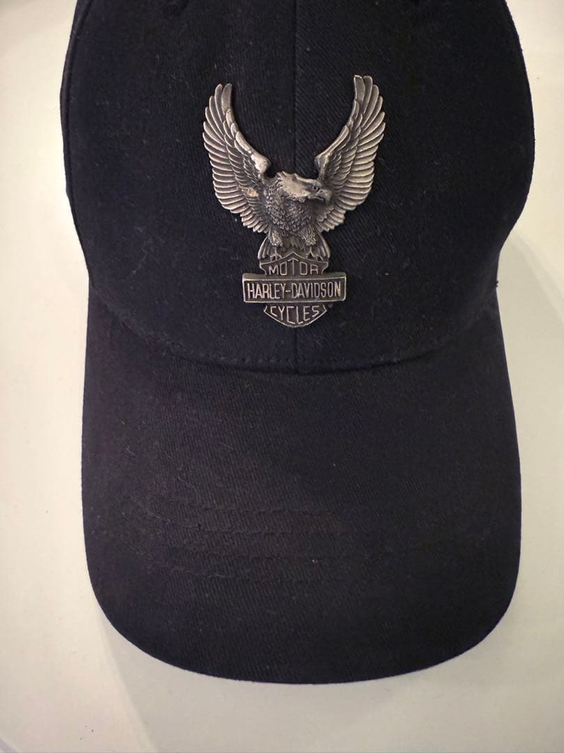 【超希少！】ハーレーダビッドソン　金属製鷲エンブレム付きキャップ　黒　ビンテージ