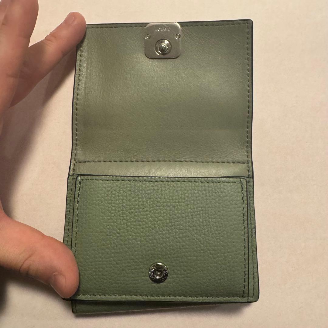 LOEWE グリーン 三つ折り財布