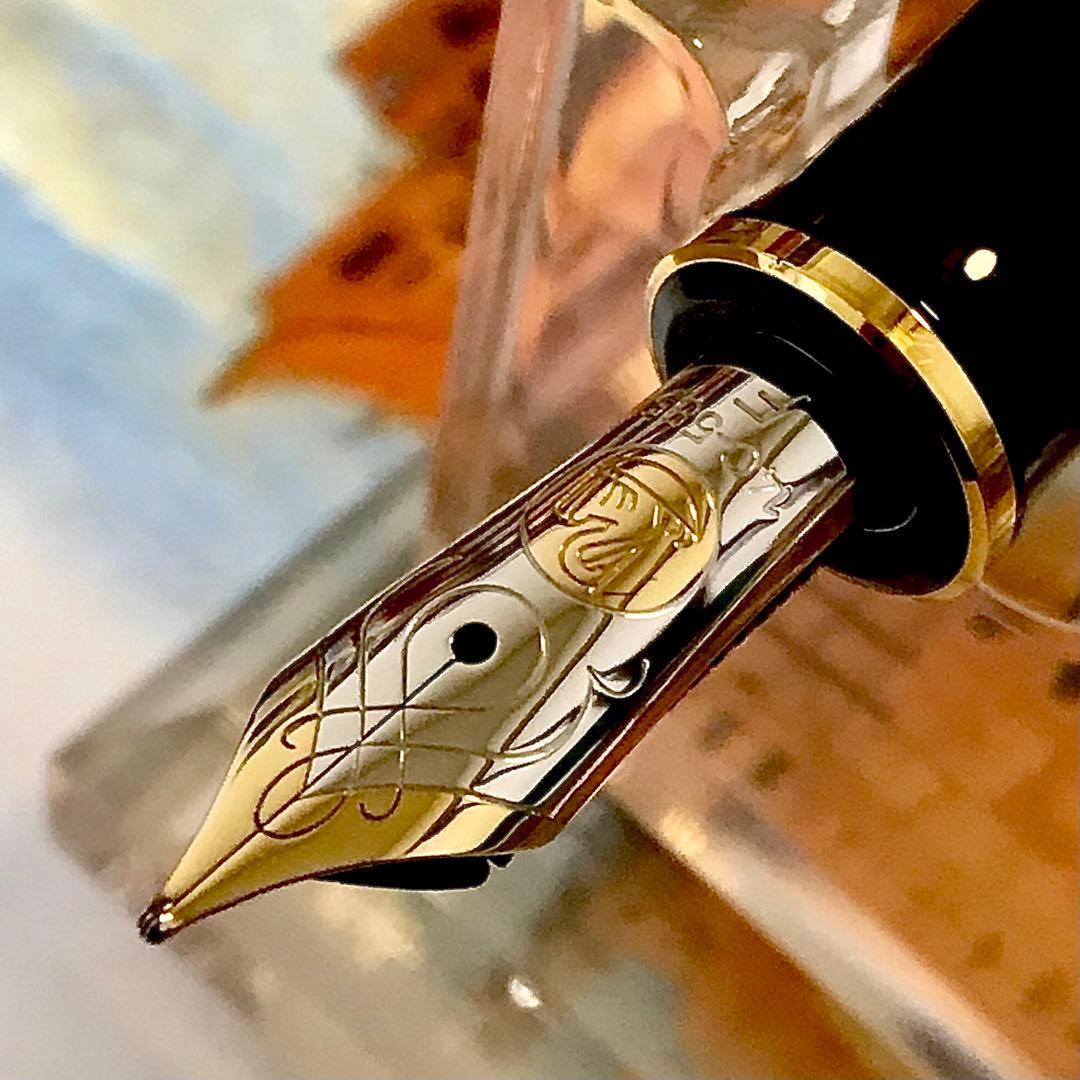 ☆ほぼ新品☆素晴らしいペリカン万年筆M600グリーン縞（Ｆ)☆書き味抜群