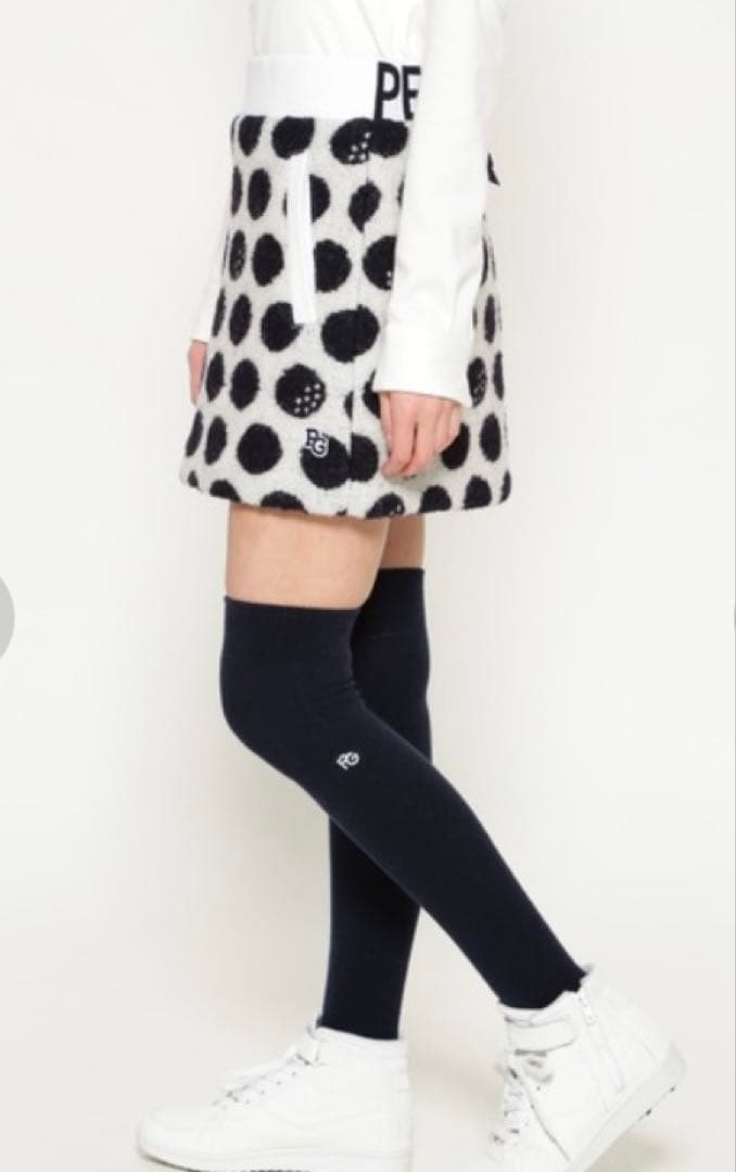 【新品】パーリーゲイツ　中綿リングチェックスカート BIGドット柄　0