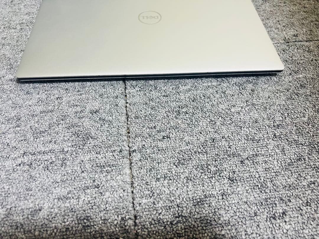 Dell xps 13 9310 i7 32 1Tbタッチパネル