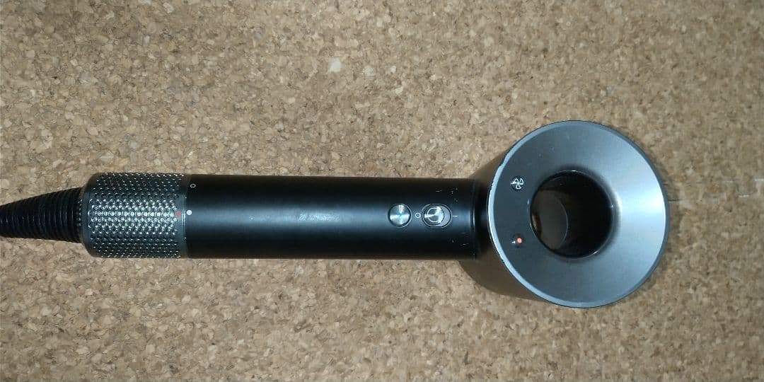 ダイソン Dyson Supersonic ionic ヘアドライヤー