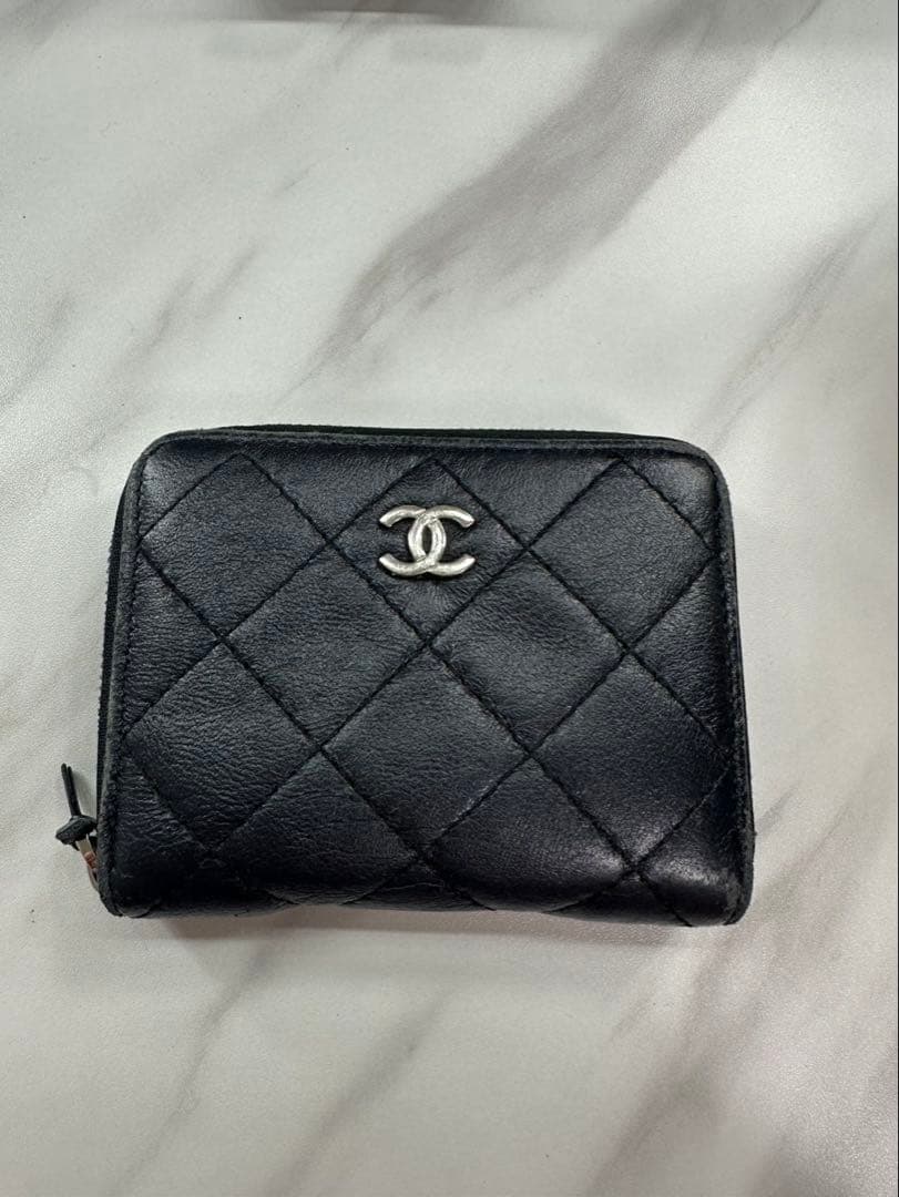 CHANEL ブラック キルティング ケース