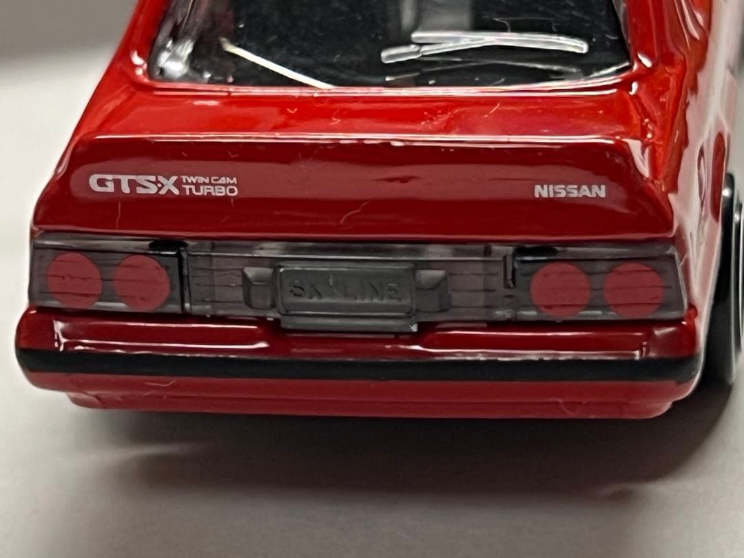 トミカ　日産スカイライン誕生50周年記念GTSステッカー付き