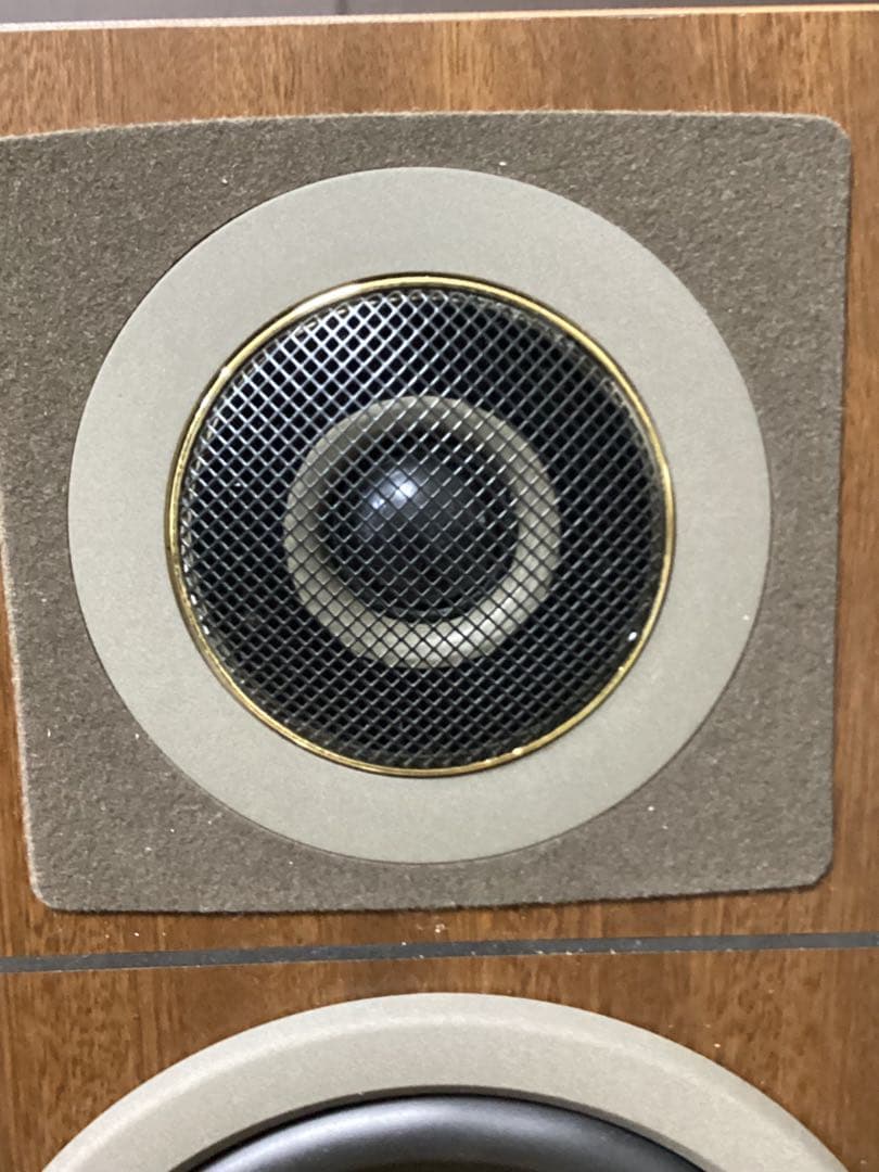 パナソニックSB-MX30 ツィーター周りの仕上げがオサレ