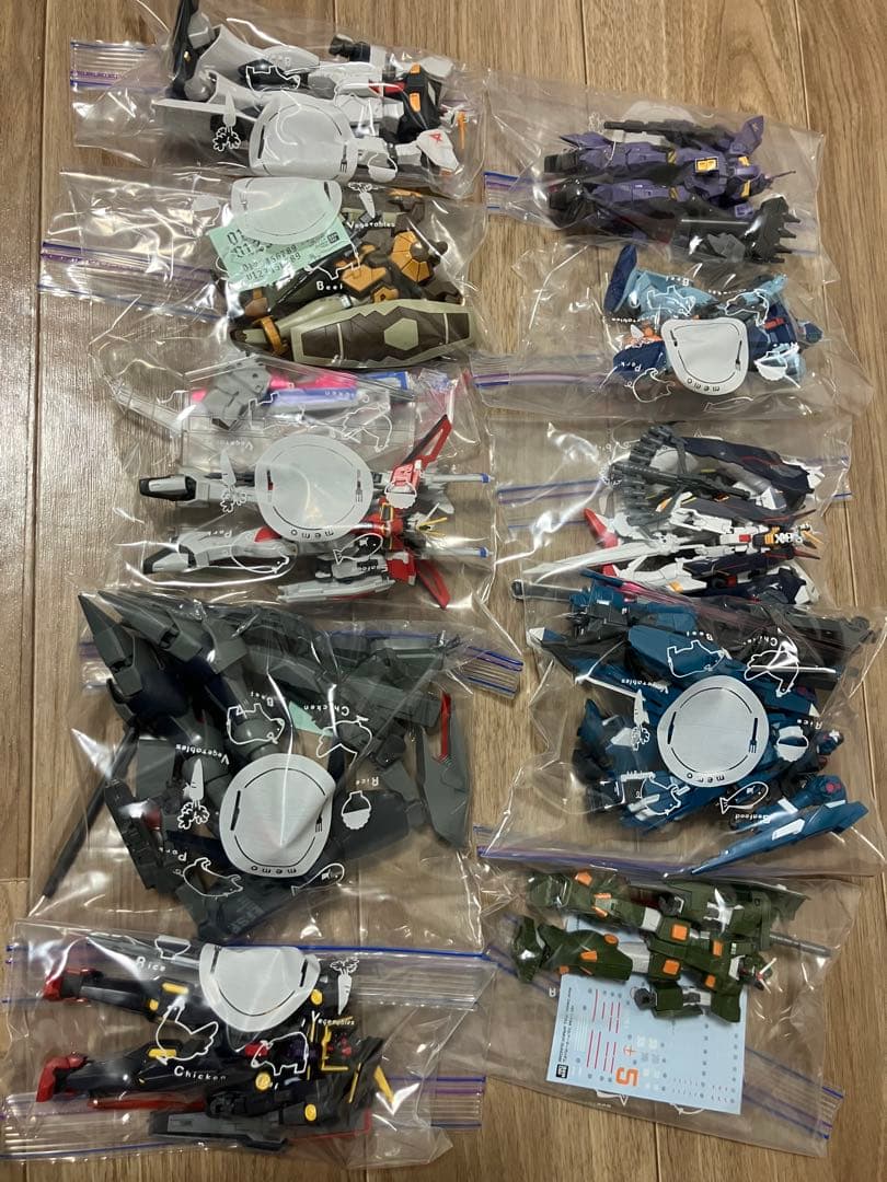 ガンプラまとめ売り　組み立て済み　バラ売り不可　50体　プレバン限定品多数