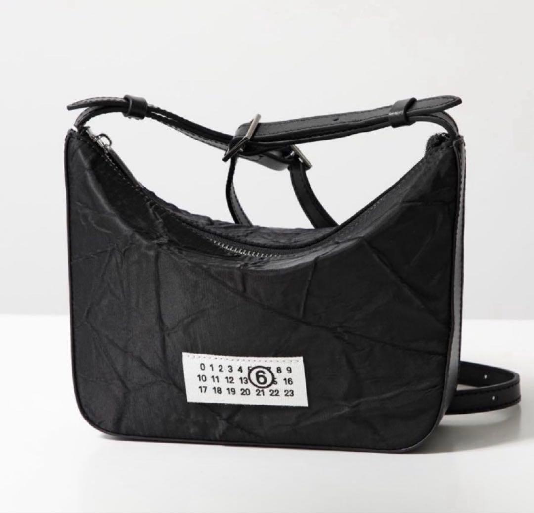 MM6 エムエムシックス メゾンマルジェラ ショルダーバッグ 【2024年秋冬】