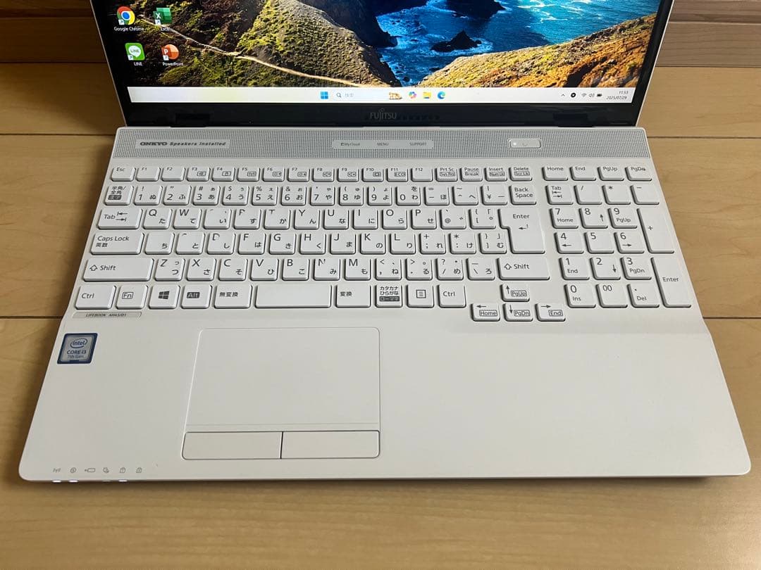 富士通 FMV AH45 Core i3 高速SSD Windows11