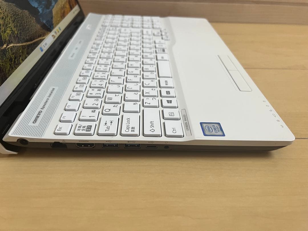 富士通 FMV AH45 Core i3 高速SSD Windows11