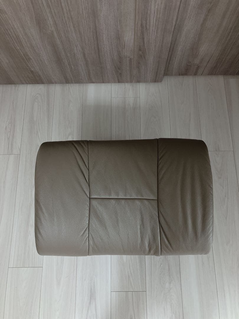 只今断捨離中☆　エコーネス ストレスレス メイフェア　オットマン‼︎