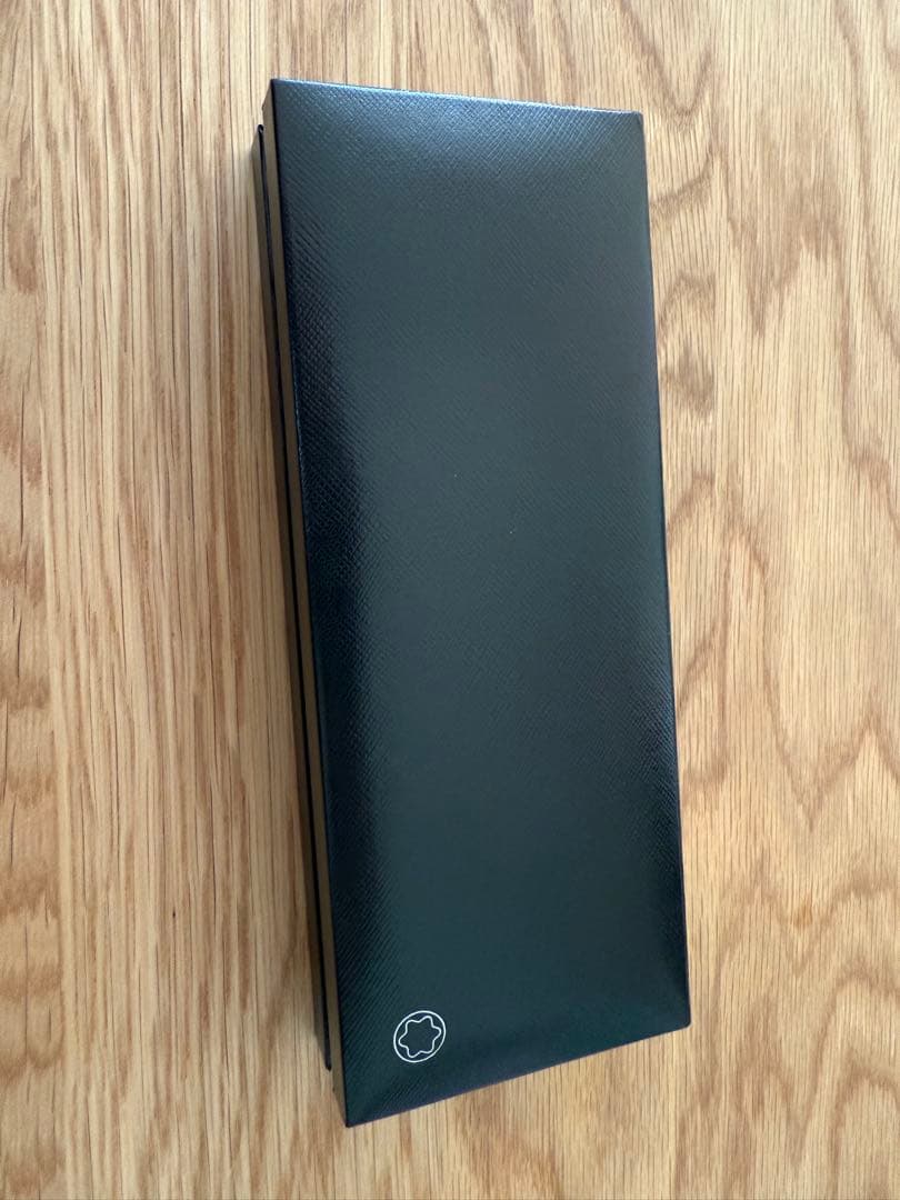 Montblanc マイスターシュテュック プラチナ ボールペン黒用ケース付き