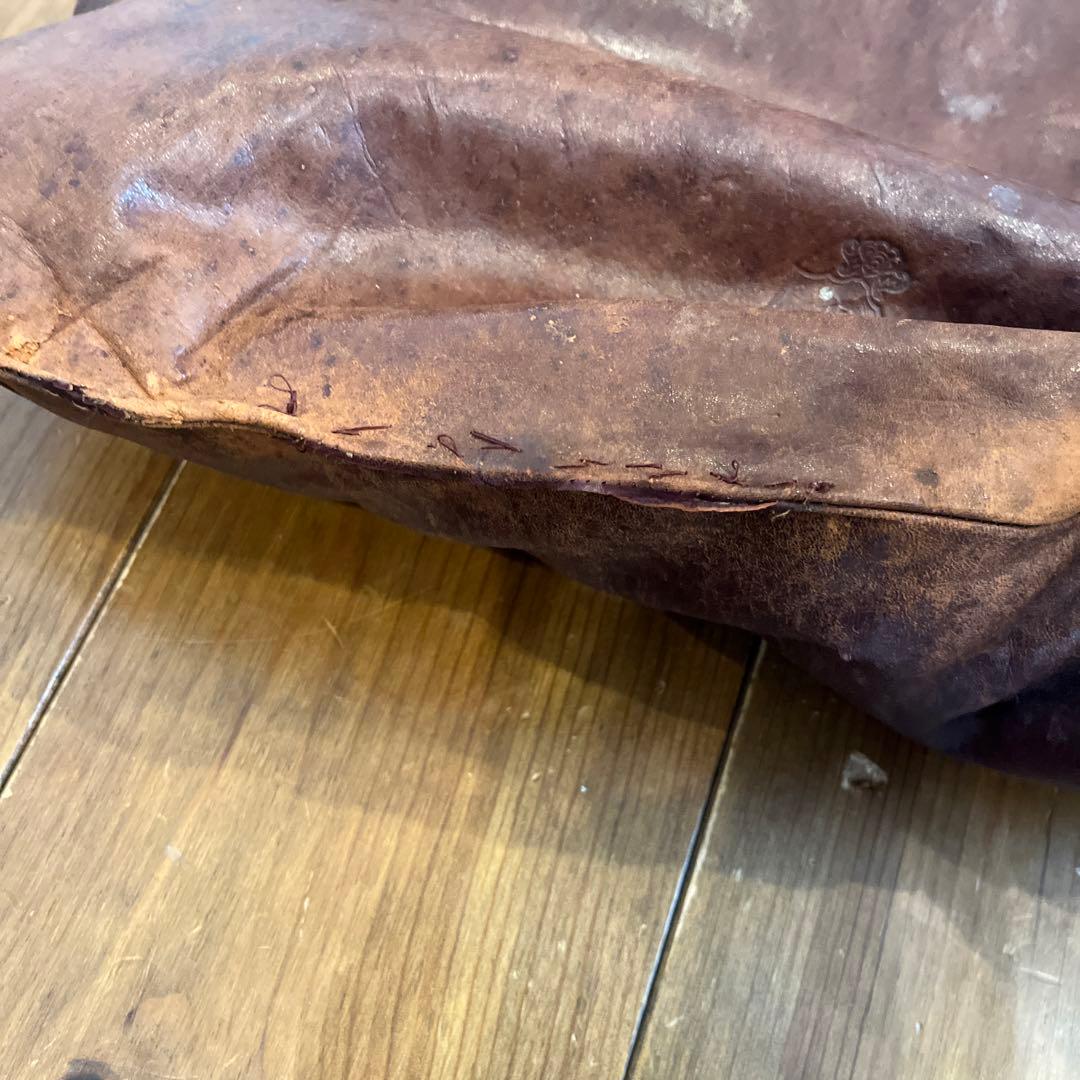 ヴィンテージ　レザークッション