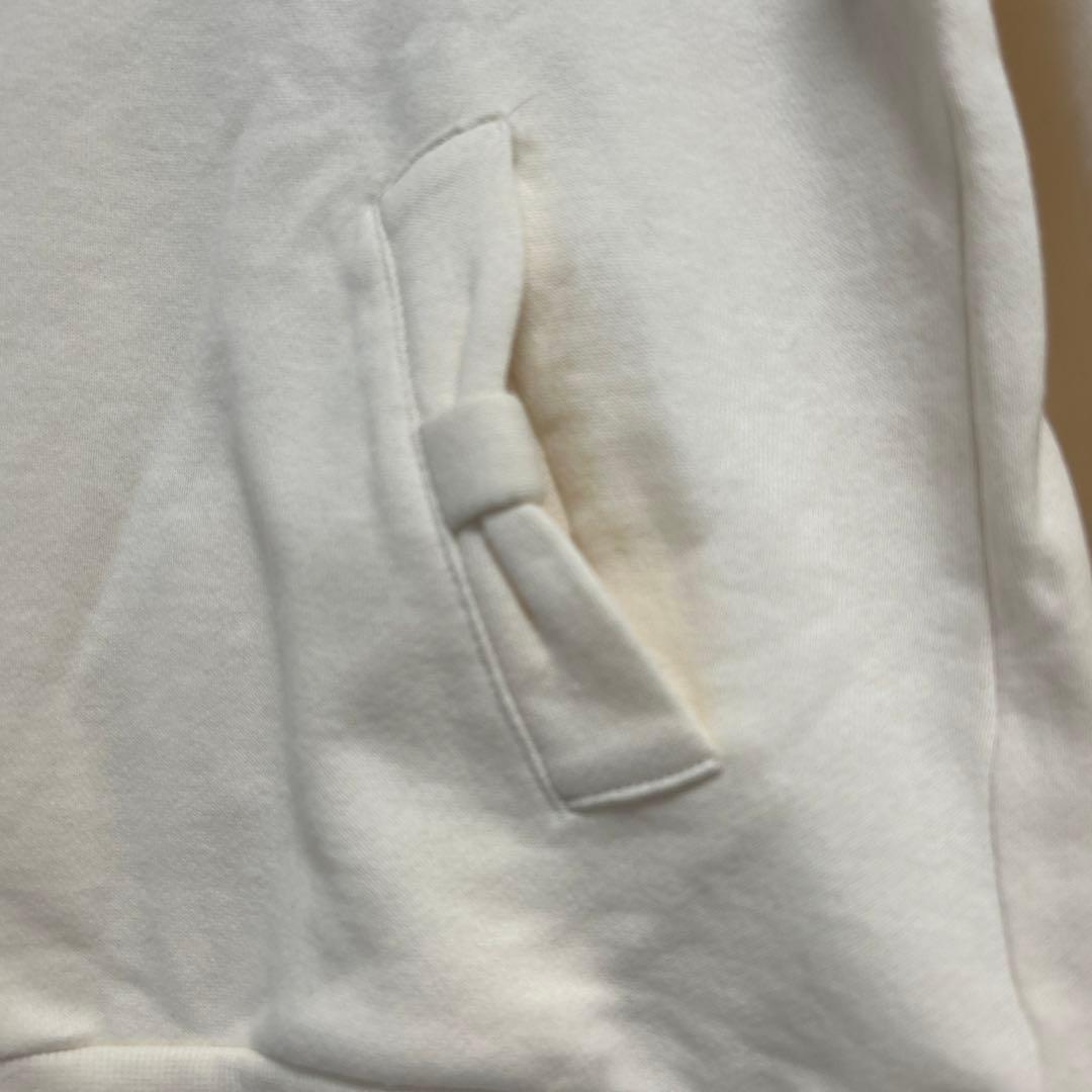 【新品タグ付き】mezzo piano juniorお花刺繍トレーナー160cm