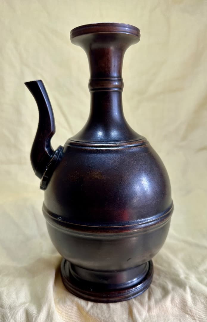 銅製・古ギリシャ型酒壺・精工華麗彫刻