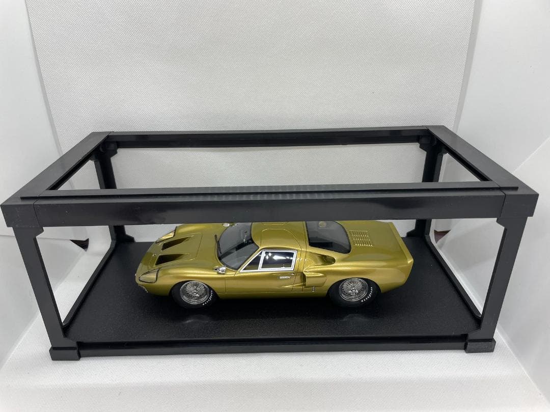 104-031 Cult 1/18 フォード GT40 Mk III 1966