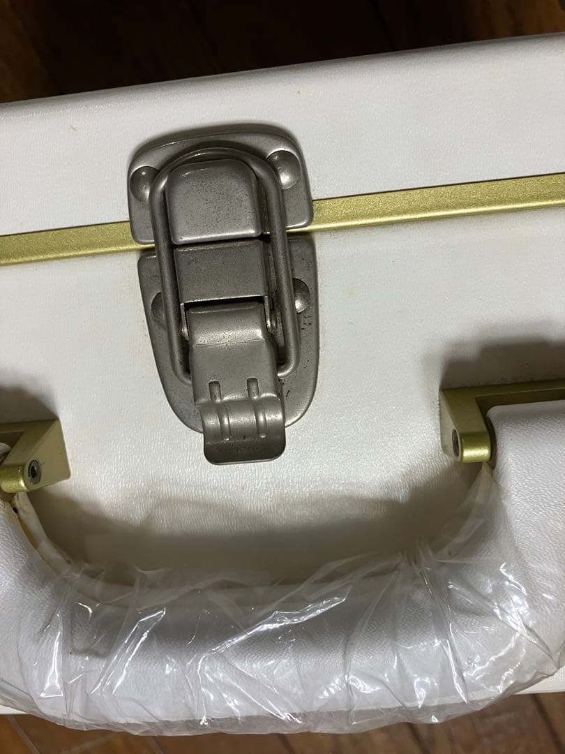 【 未使用品 】シュウウエムラ メイクボックス メゾンキツネコラボ 日本製 白