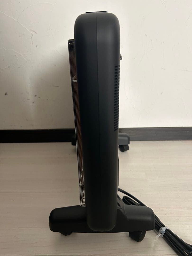 【未使用品】サンルミエ タイマー付 E800L-TM2 遠赤外線暖房器