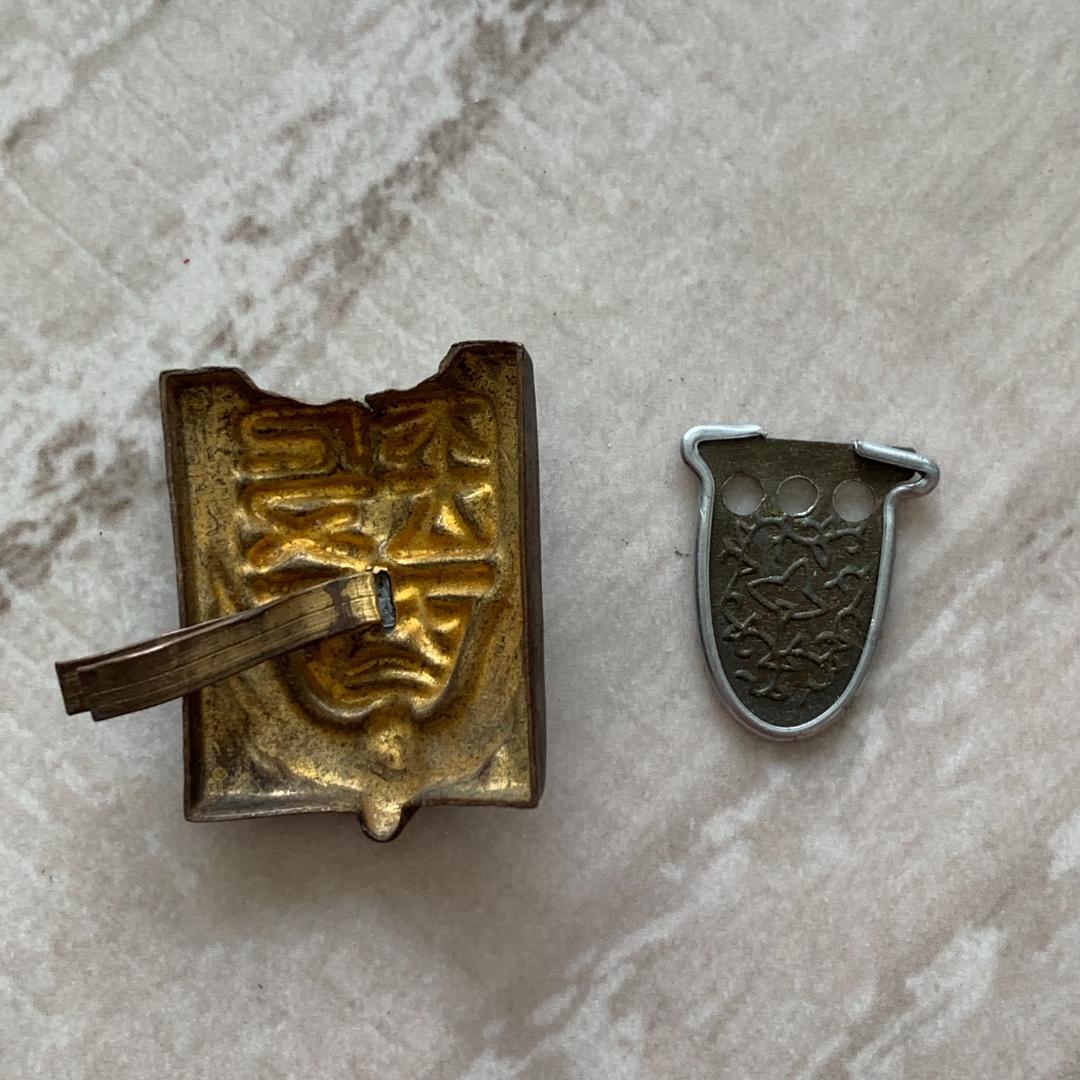 希少！京城医学専門学校 校章 朝鮮美術品製作所 ケース付き 京城医専 バッジ