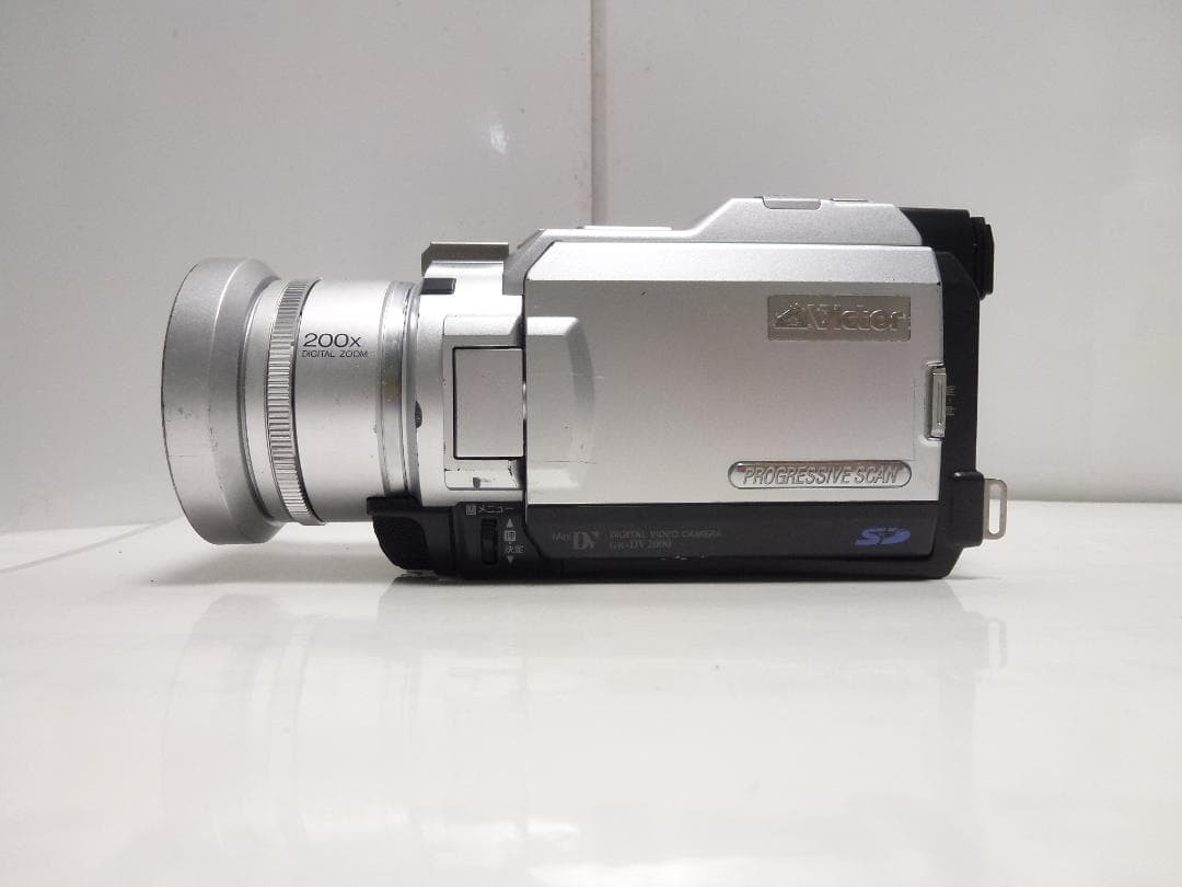 希少　動作品　Victor ビクター　デジタルビデオカメラ　GR-DV2000