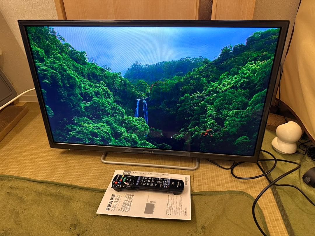 超美品!スマートテレビ パナソニック　32型　TH-32ES500　18年製