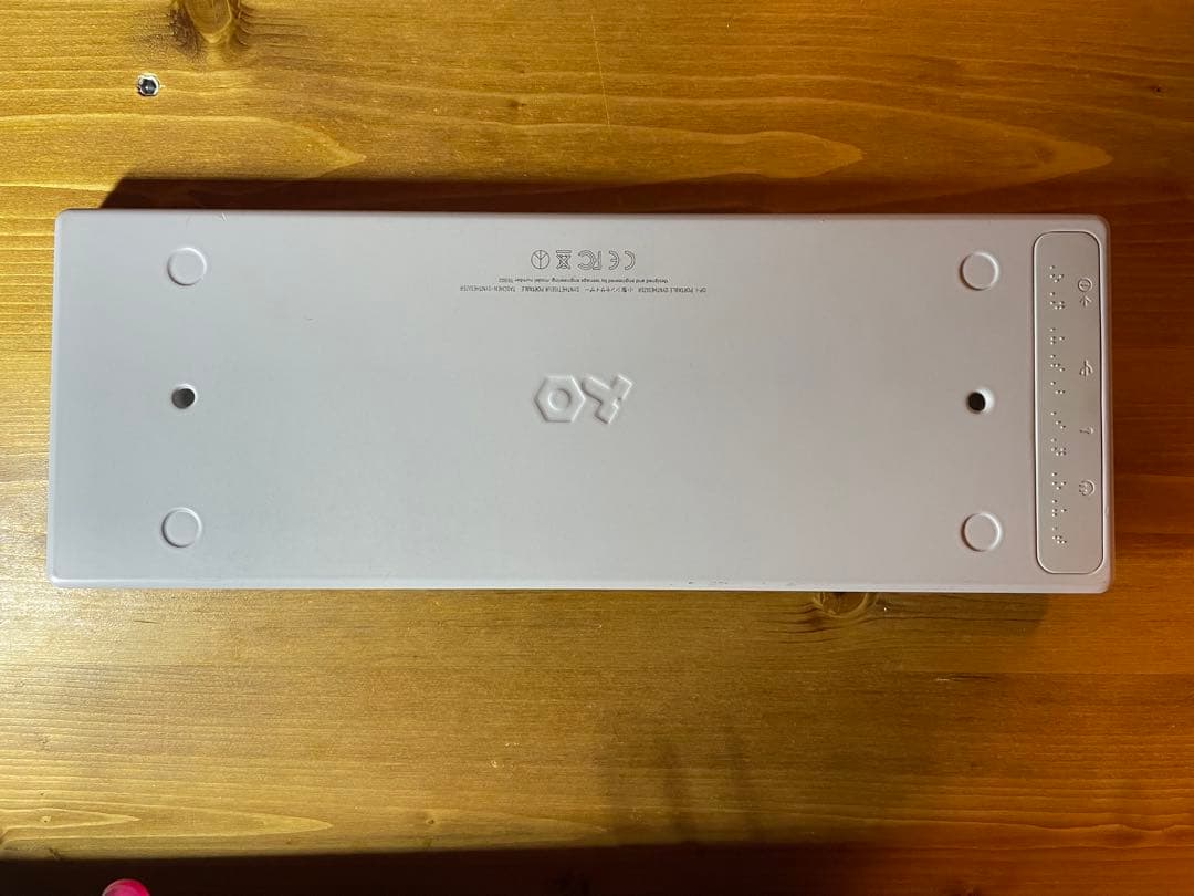 Teenage Engineering OP-1 Rev2シンセサイザー