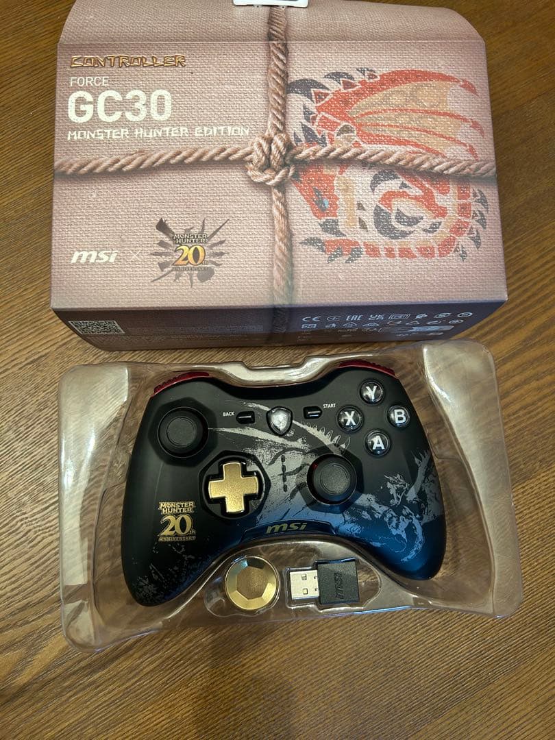 PC用ゲームコントローラー・コンバーター MSI GC30 Monster Hunter Edition