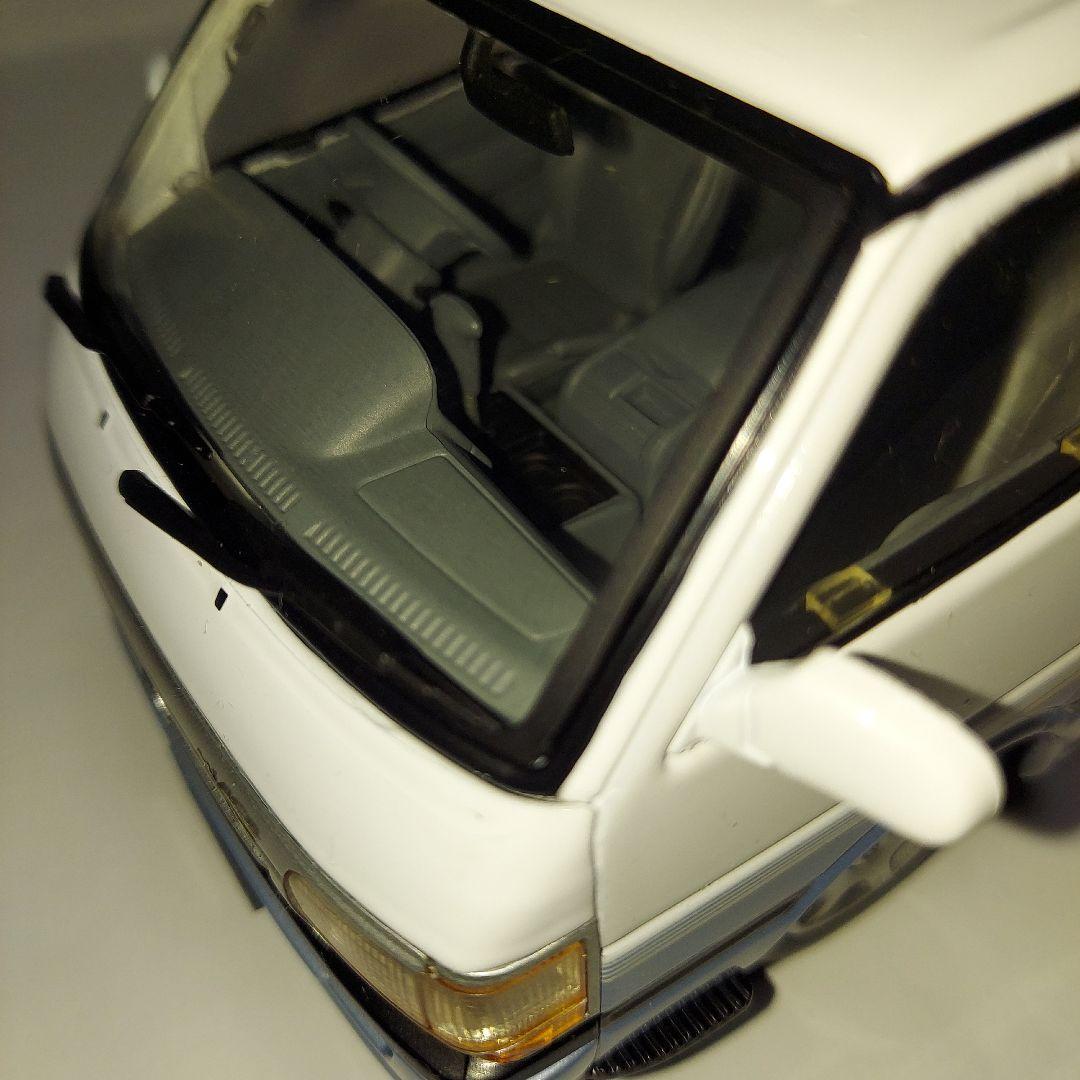 アオシマ DISM 1/24 トヨタハイエース100系バン スーパーGL後期型