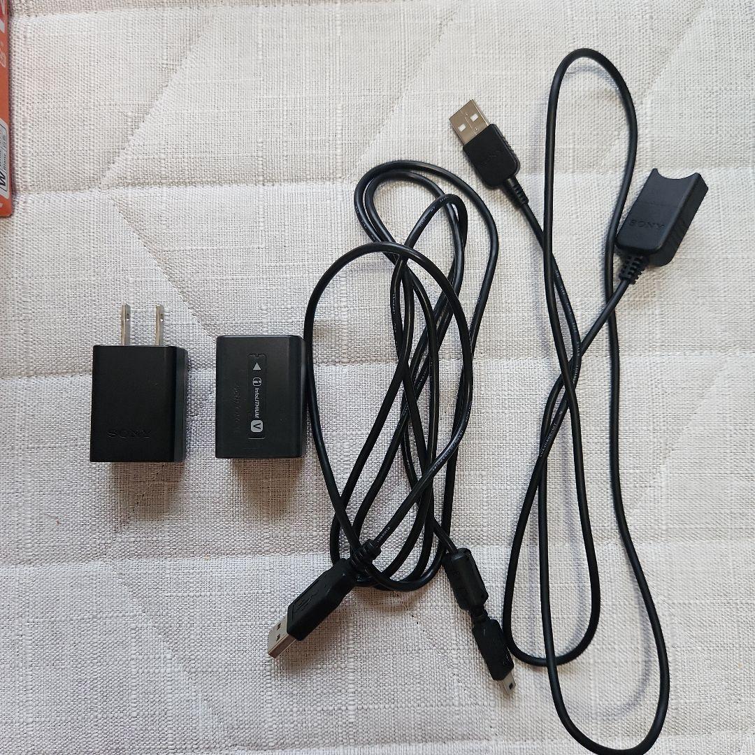 21年SONY ビデオカメラ Handycam HDR-CX680 ホワイト