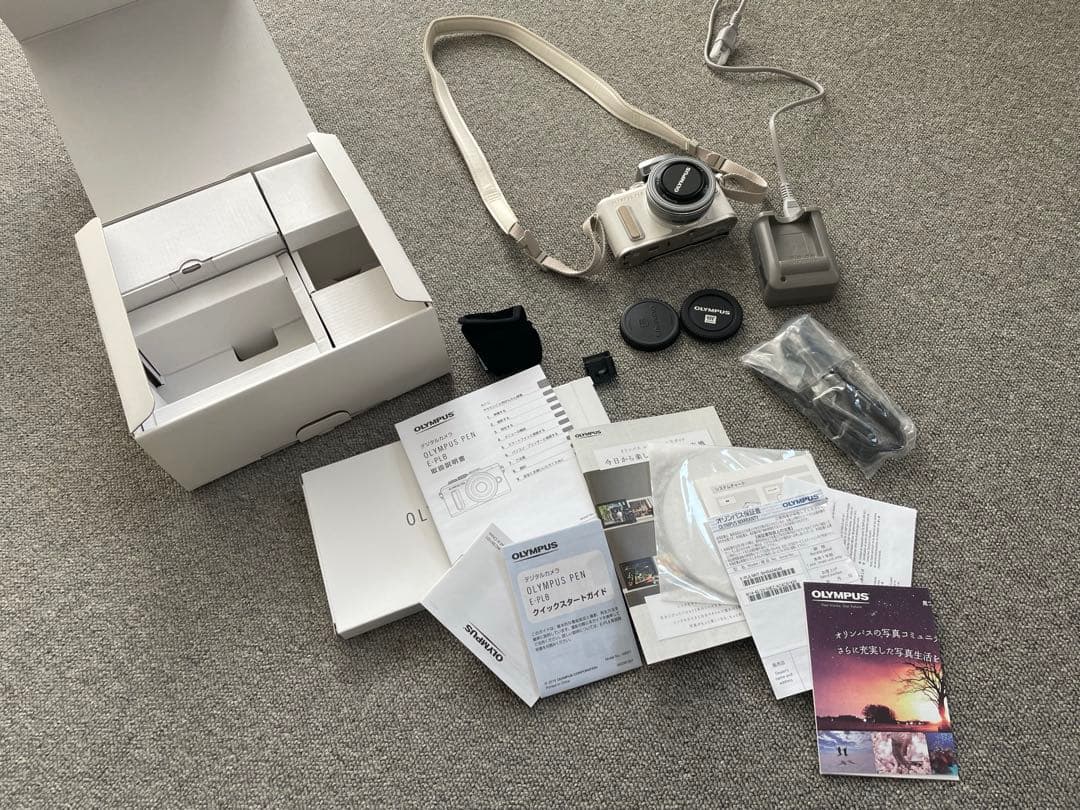 値下げ　OLYMPUS E-PL8 カメラ　一眼レフ　デジカメ　カメラ