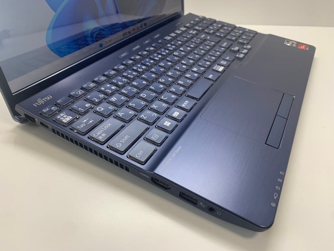 Windowsノート本体 FUJITSU LIFEBOOK AH50 Ryzen7 16GB 512GB