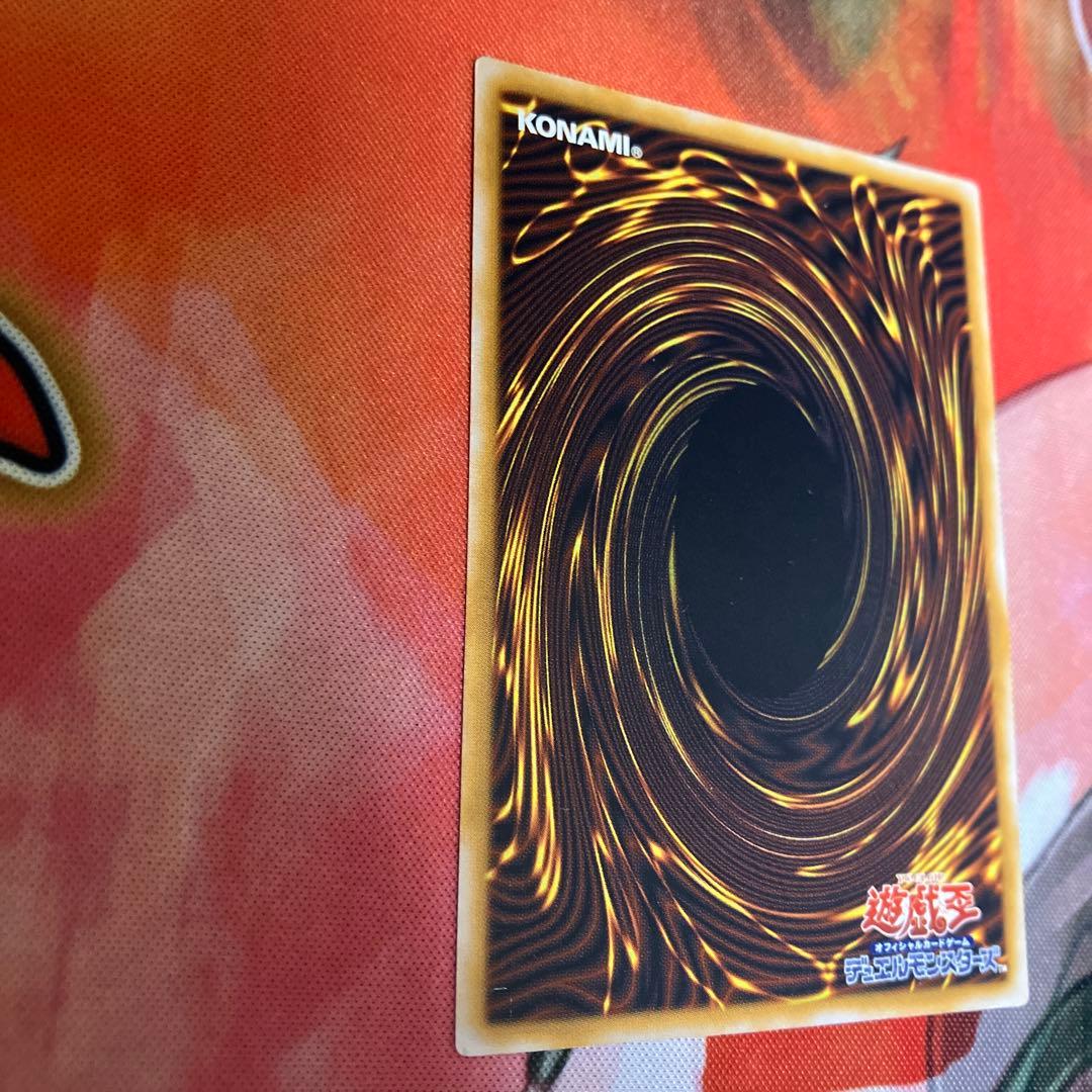 L*様 遊戯王　青眼の白龍　ブルーアイズホワイトドラゴン　sm-51 レリーフ